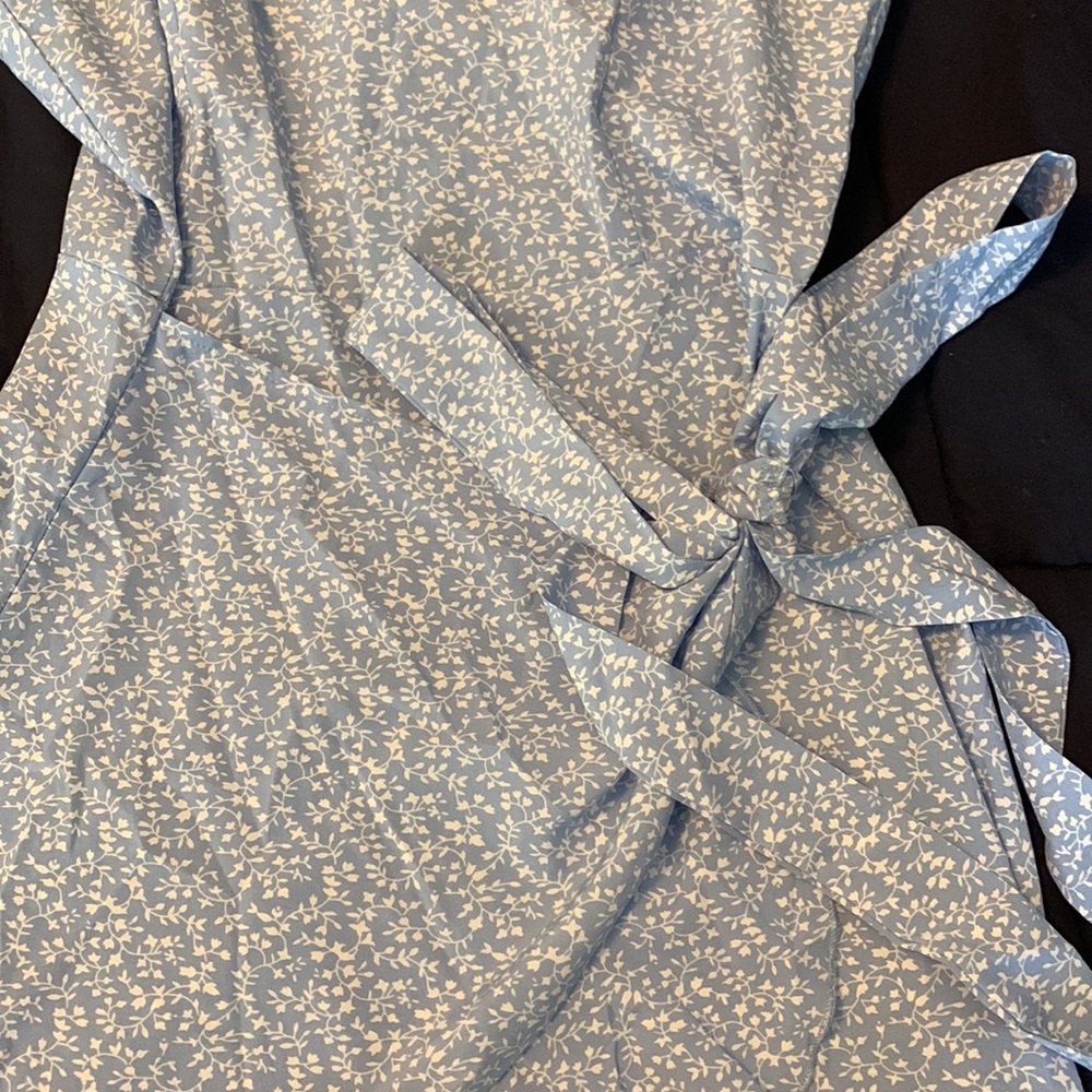 Spring dress - Picture 4 of 4